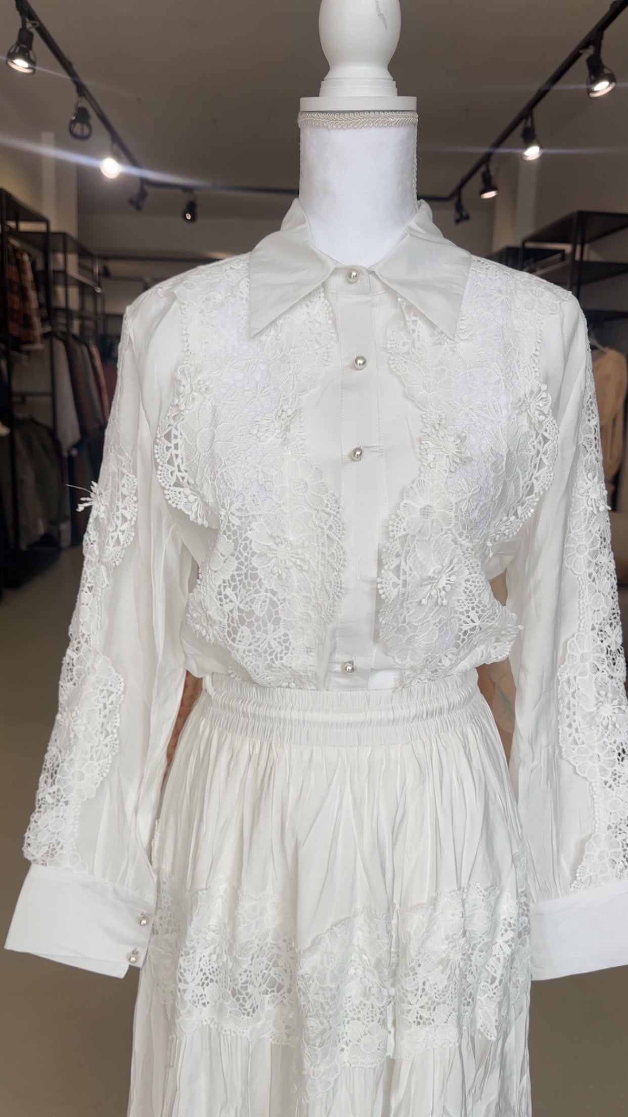 Vintage Romance set  Wit